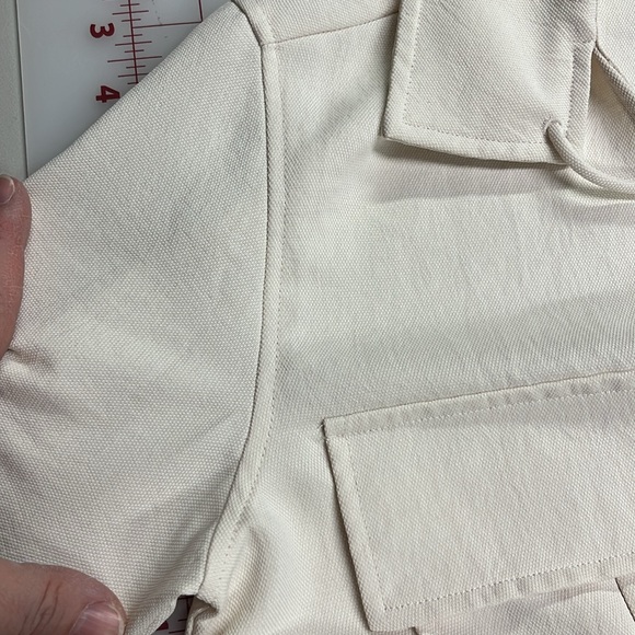 REISS Fleur Twin Pocket V-Neck Back Detail Lagenlook Minimalist Cream Blouse 0 - Picture 7 of 16